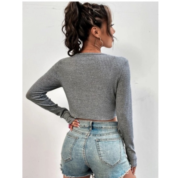 Grey Ribbed Knit Crop Top - Picture 3 of 3